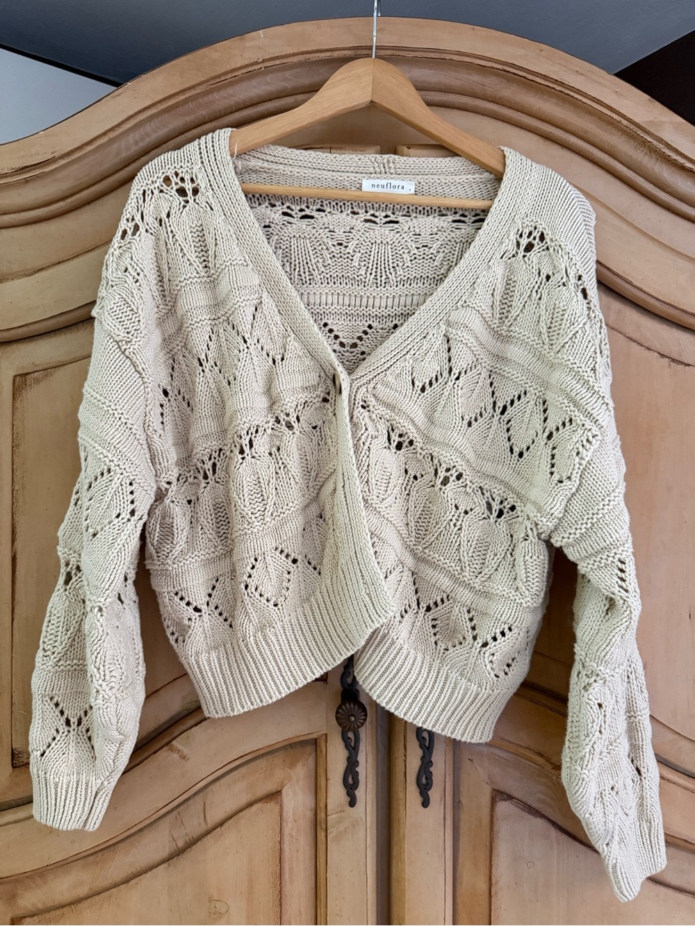 Neuflora Cream Daphne Cardigan
